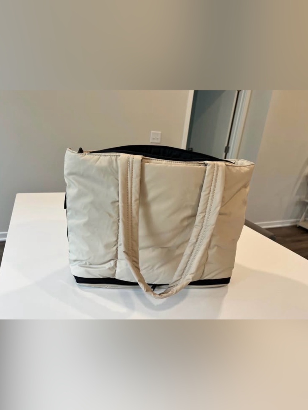 Like New CalPak Luka Bag/Laptop Tote